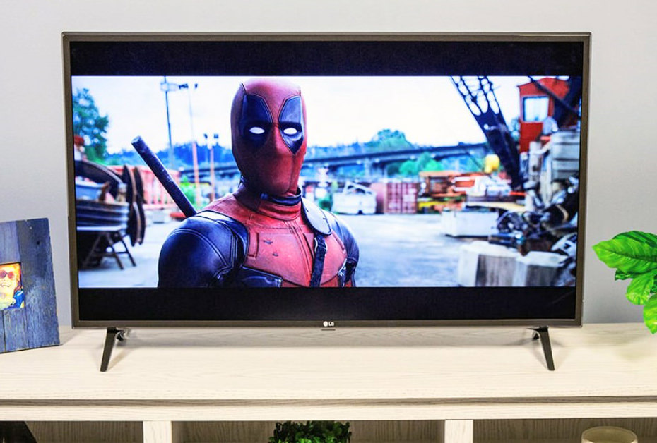 Smart TV Reviews 2021 • We Reveal Our Best Top 3